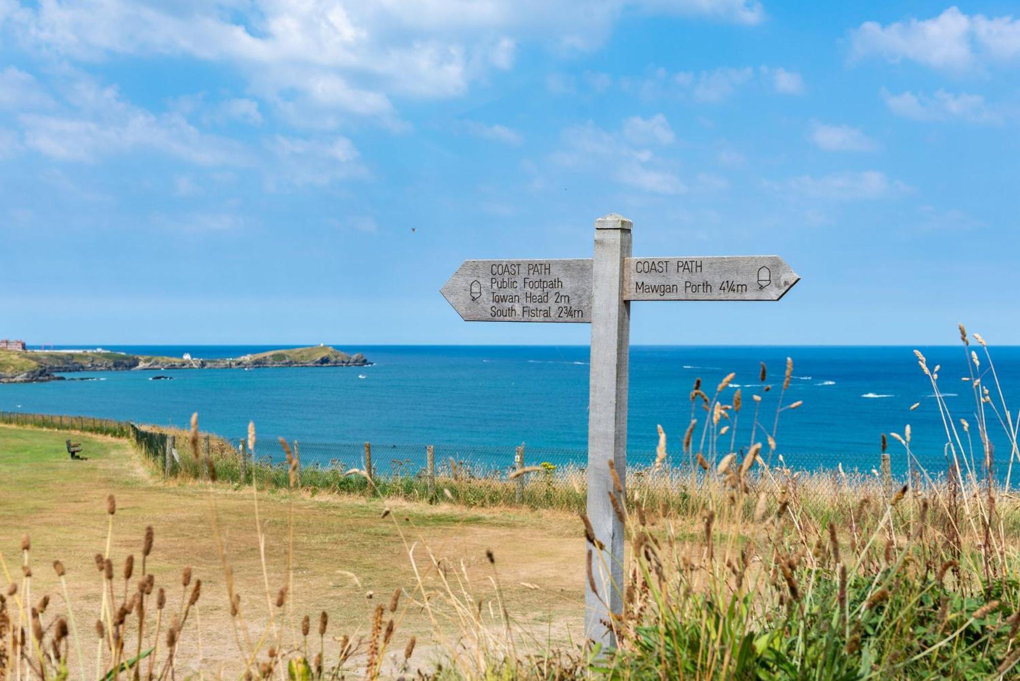 Number 2 In Lusty Glaze, Newquay Villa New Quay Buitenkant foto