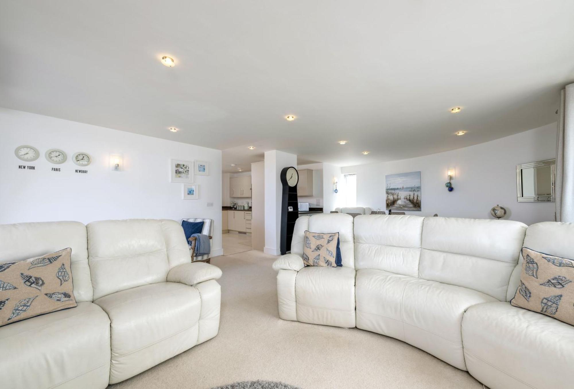 Number 2 In Lusty Glaze, Newquay Villa New Quay Buitenkant foto